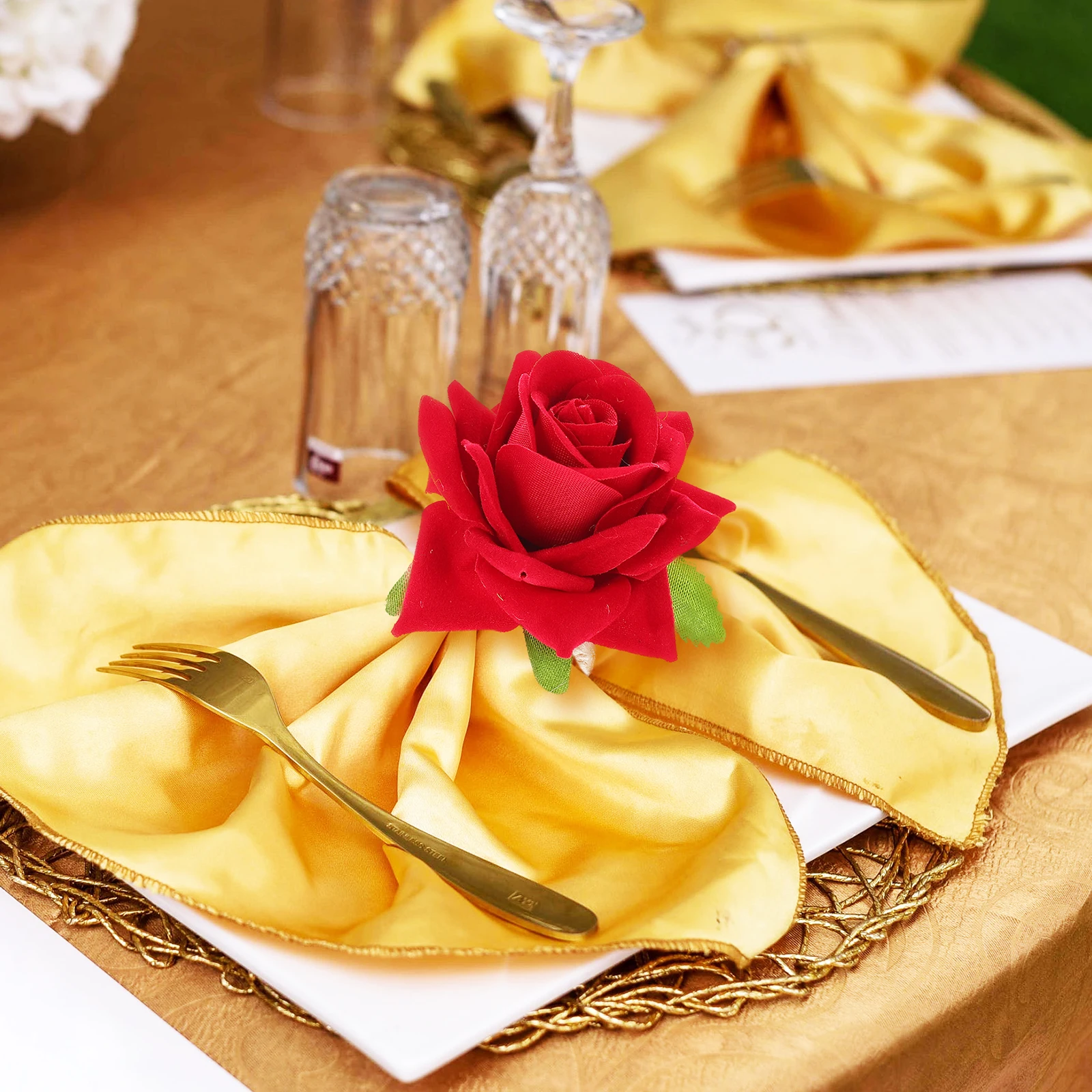 4pcs Rings Rattan Flower Decor Elegant Tableware Decorative Napkin Holder Home Restaurant Tea Party Kitchen Bar Accessories