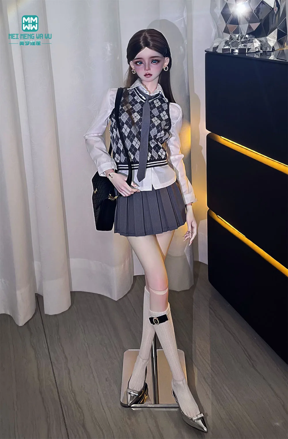 

Fits 1/4 1/3 BJD SD DD toy ball joint doll Stylish plaid vest gray, coffee, green