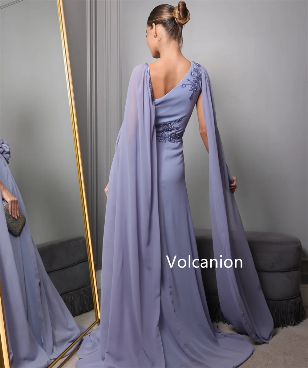 فساتين طويلة مخصصة من الشيفون مصنوعة يدويًا مطرزة على شكل حرف a مكشوفة الكتف مناسبة رسمية رائعة