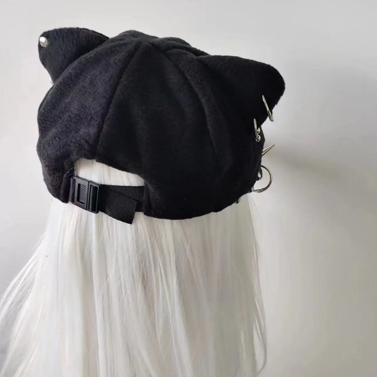 Unique Statement Newsboy Cap 3D Cat Ear Metal Spike Chain Ring Butterfly Ornament Octagonal Beret For Daily Outfit Styling Hat