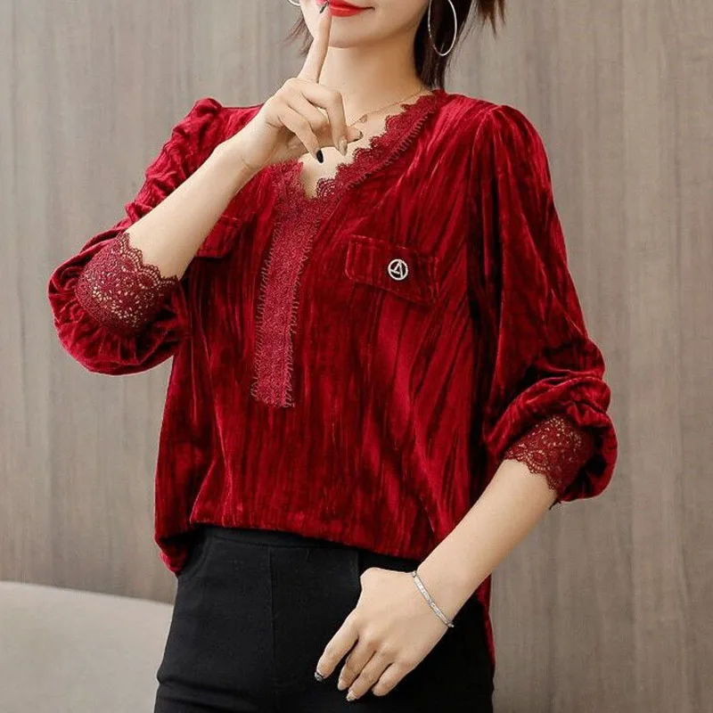 Autumn Winter Fashion Long Sleeve Solid V-Neck T-shirt for Female Elegant Vintage Pullovers Lace Spliced Tops Women\'s Clothing