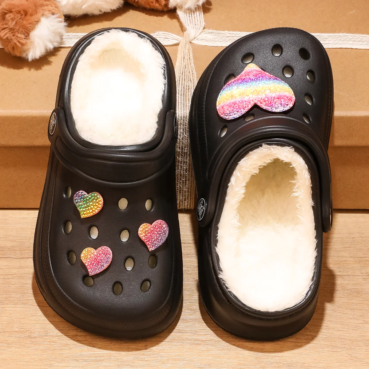 Kinder-Clogs und -Mules mit Fellfutter, leichte Garten-Schuhe mit Baumwollfutter, warme Hausschuhe für Jungen, Mädchen und Kleinkinder, 168. – Detail 16