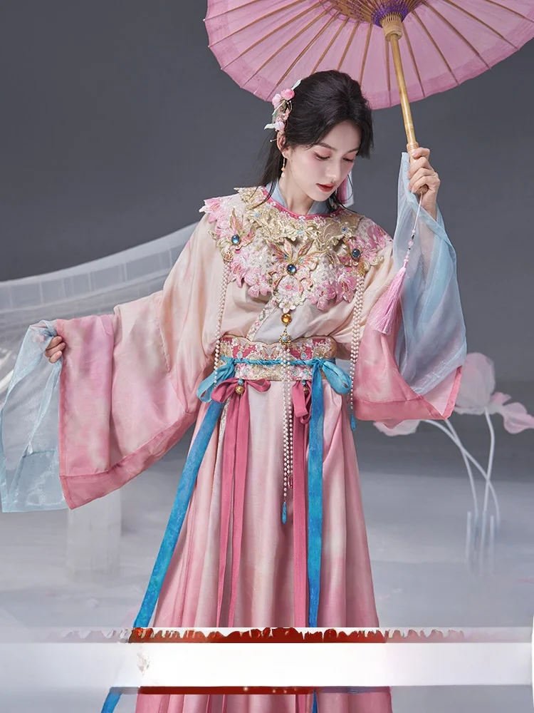 

Cloud oulder Hanfu Women's Clothing Heavy Industry Collaborative Note b Robberies under the Auspices of Spring
