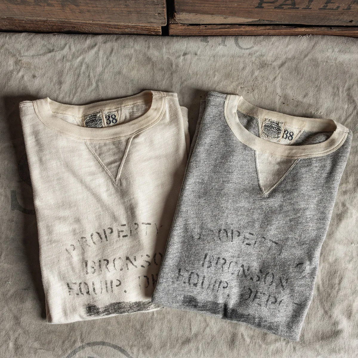 BRONSON Cotton Double V-Neck Athletic Sweatshirt American Vintage Short-Sleeve T-Shirt Base Layer TEE Ink Print