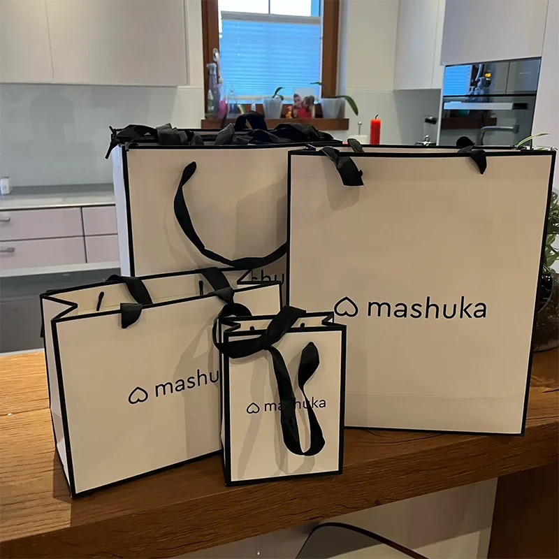 10-teilige weiße Papiertüten mit personalisiertem Logo für Kleidung, Perückenpaket, kleine Unternehmen, Schmuckpapiertüten, Hochzeit, Geburtstagstüten – Detail 5
