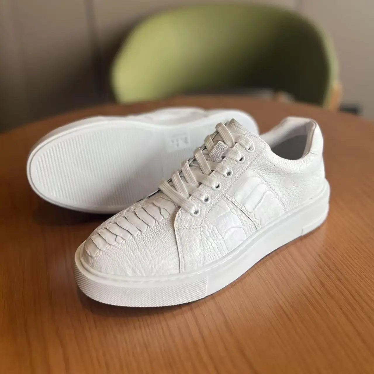 2025 new arrival Fashion Ostrich skin causal shoes men,male Genuine leather SNEAKERS PDD631
