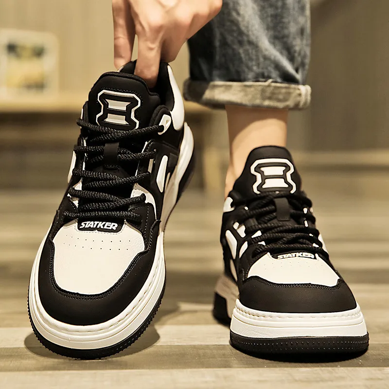

Men's Casual Sport Shoes Spring High Top Panda Pattern Increase Height Trendy White And Black Board Shoes for Youth