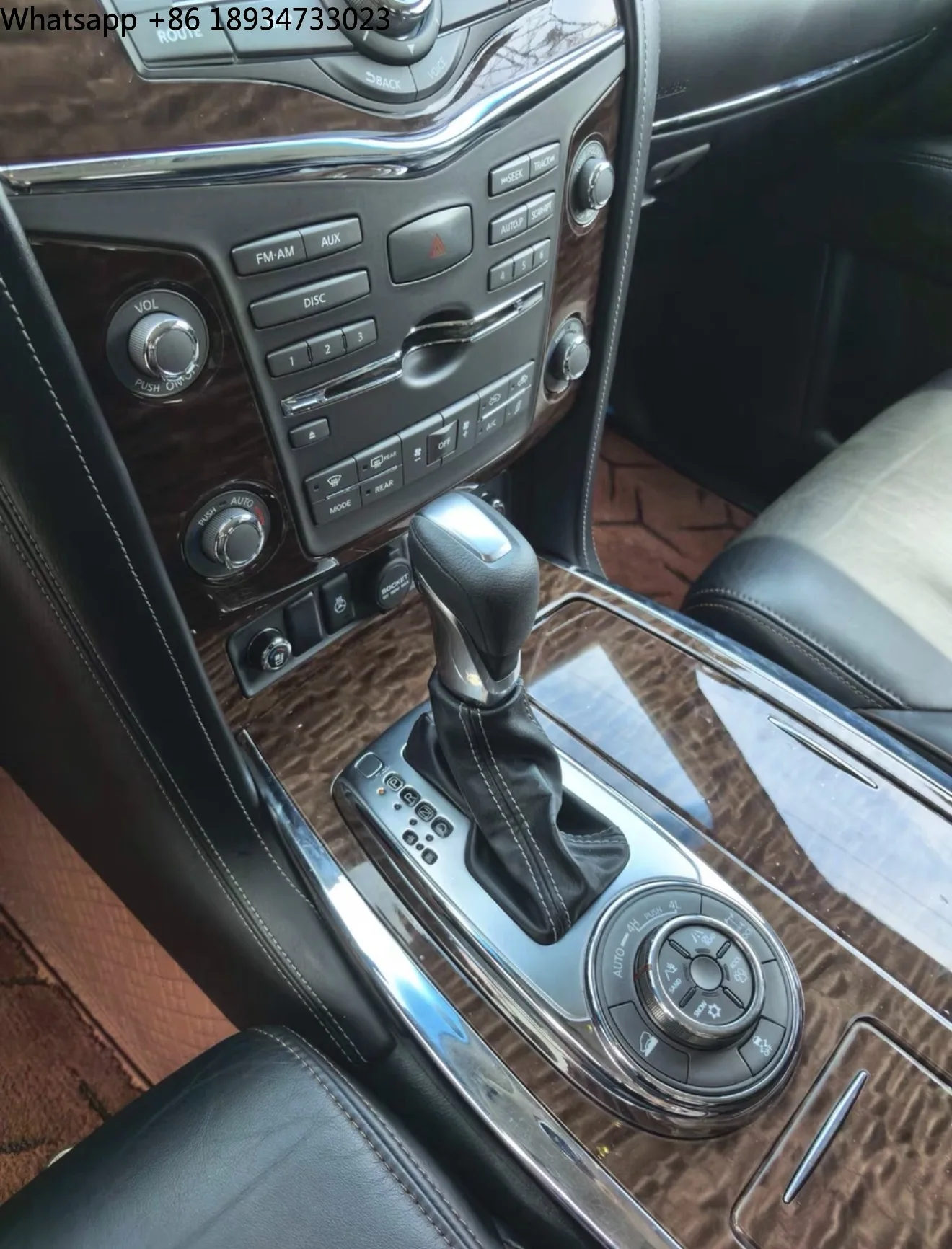 

XAO Leather Front Gear Shift Knob for Nissan Patrol Y62 QX56 QX80 Automatic Shifter Lever Head