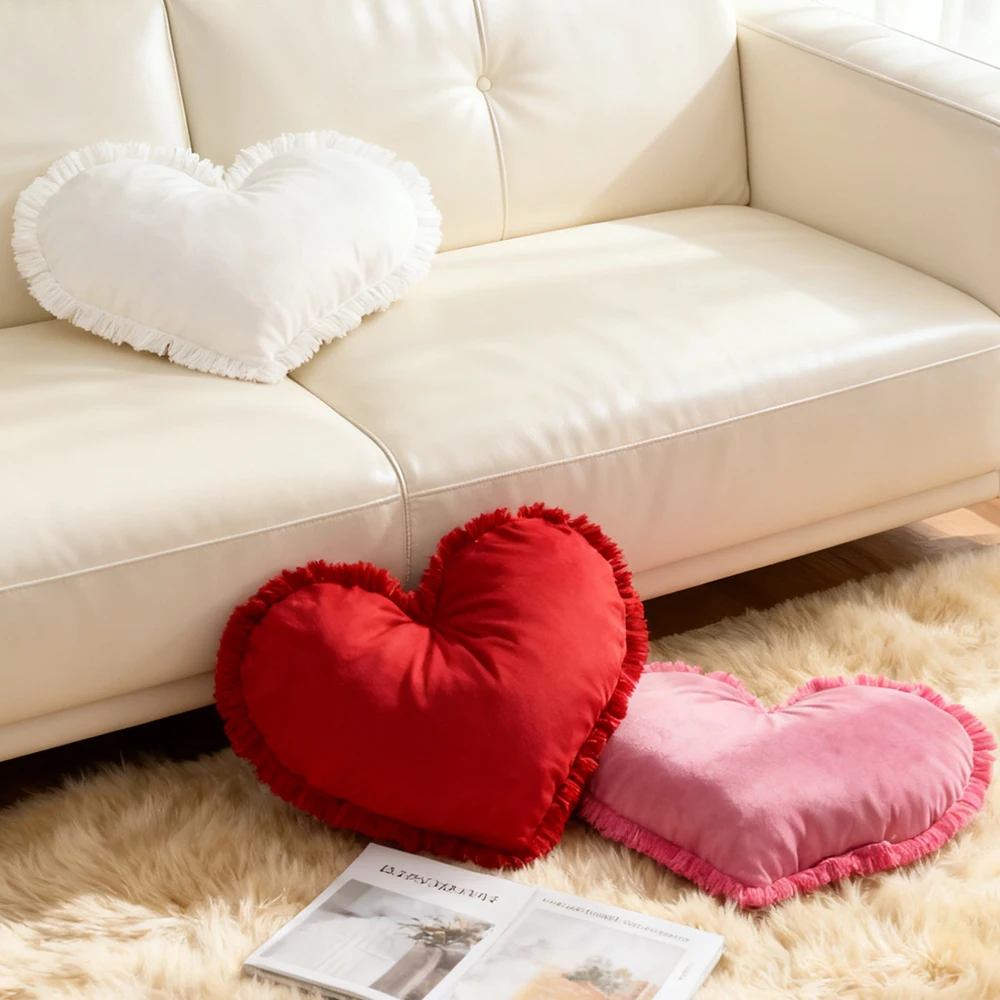 BUYNOW 1PC Dutch Velvet Heart Pattern Lace Heart Pillow With Core Valentine's Day Solid Color Living Room Sofa Pillow Home Decor