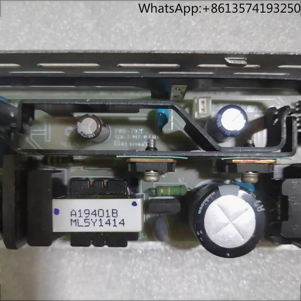

Оригинальный блок питания PWB-792F