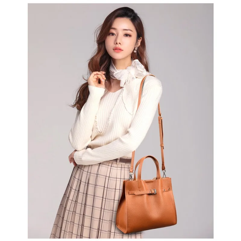 2024 Fashion Trend New Genuine Leather Women's Bag ExquisiteandVersatile Handbag Large Capacity First Layer Cowhide Shoulder Bag