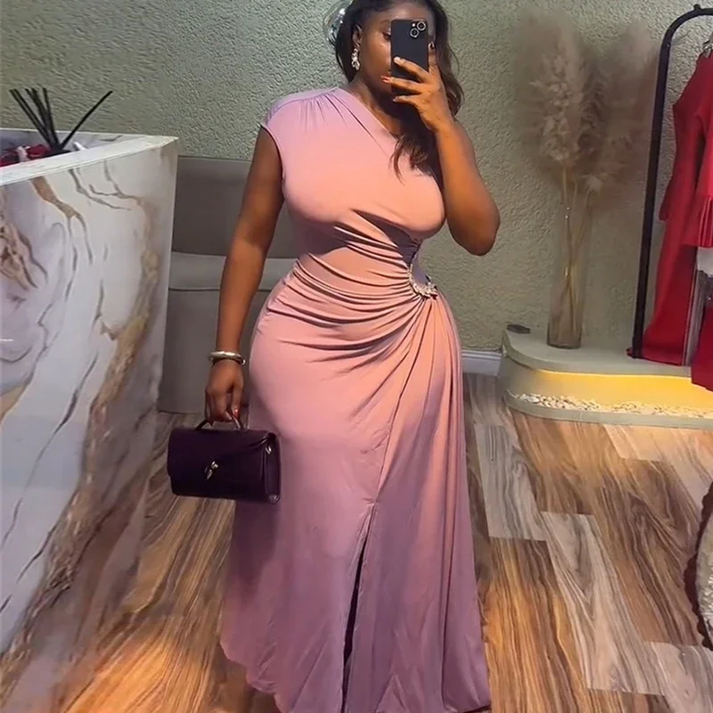 Abito lungo estivo elegante con dettagli a diamante monospalla per donna Abito estivo elegante di nuova moda irregolare con vita sottile