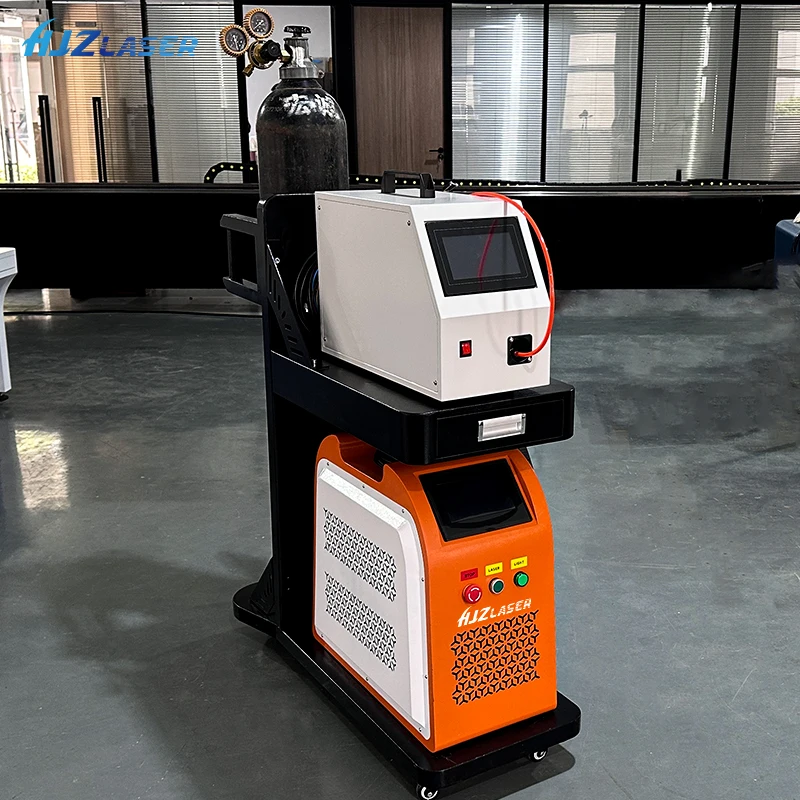 

Handheld Laser Welding Machine Air Cooling 1200W Hot Sale Portable for Stainless Steel/Carbon Steel/Aluminum/Brass