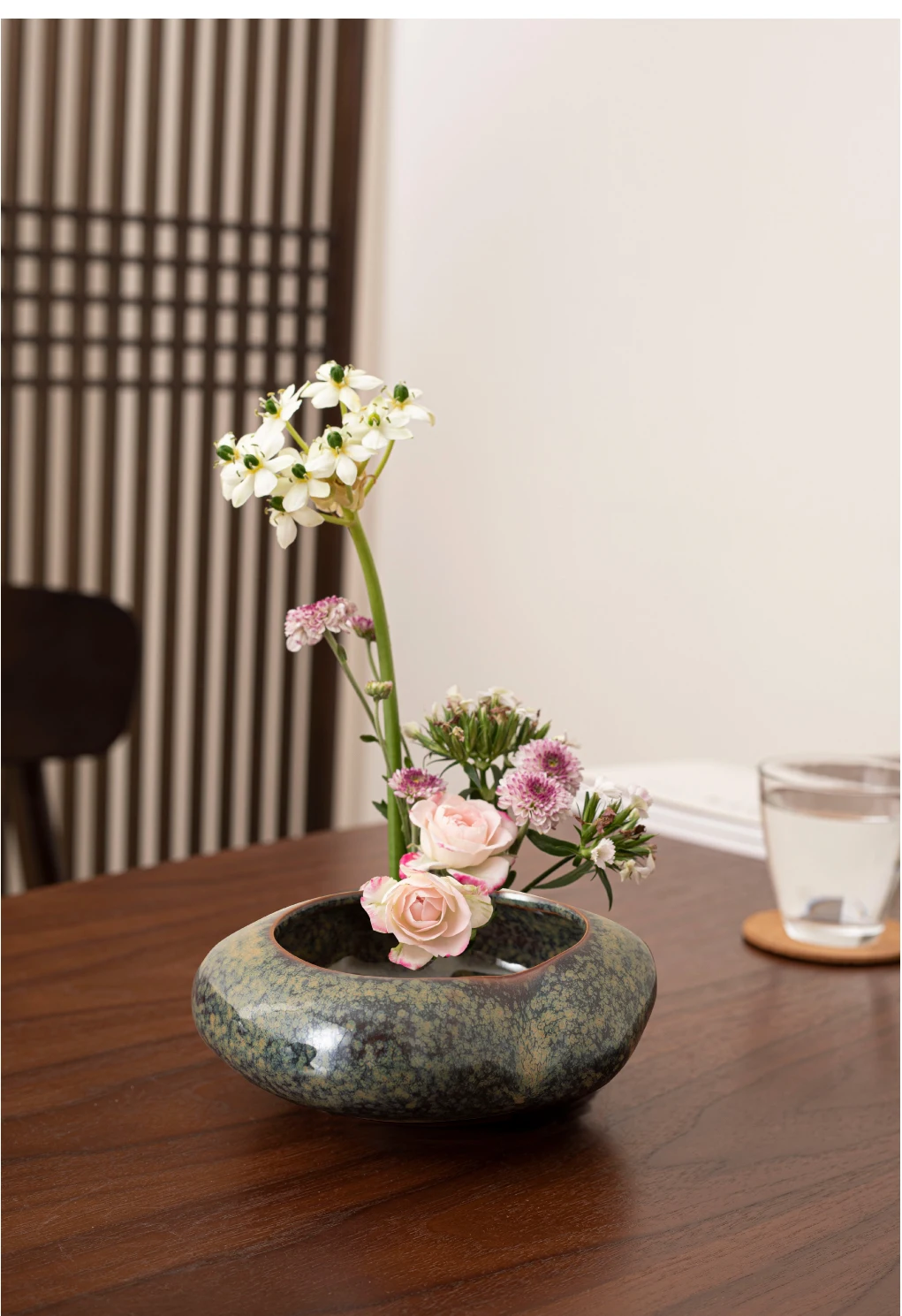 Vaso floreale in ceramica | Vaso da scrivania a forma di corpo femminile in ceramica, supporto per fiori per appassionati di arte astratta, decorazione per interni per libreria, sala studio, comodino