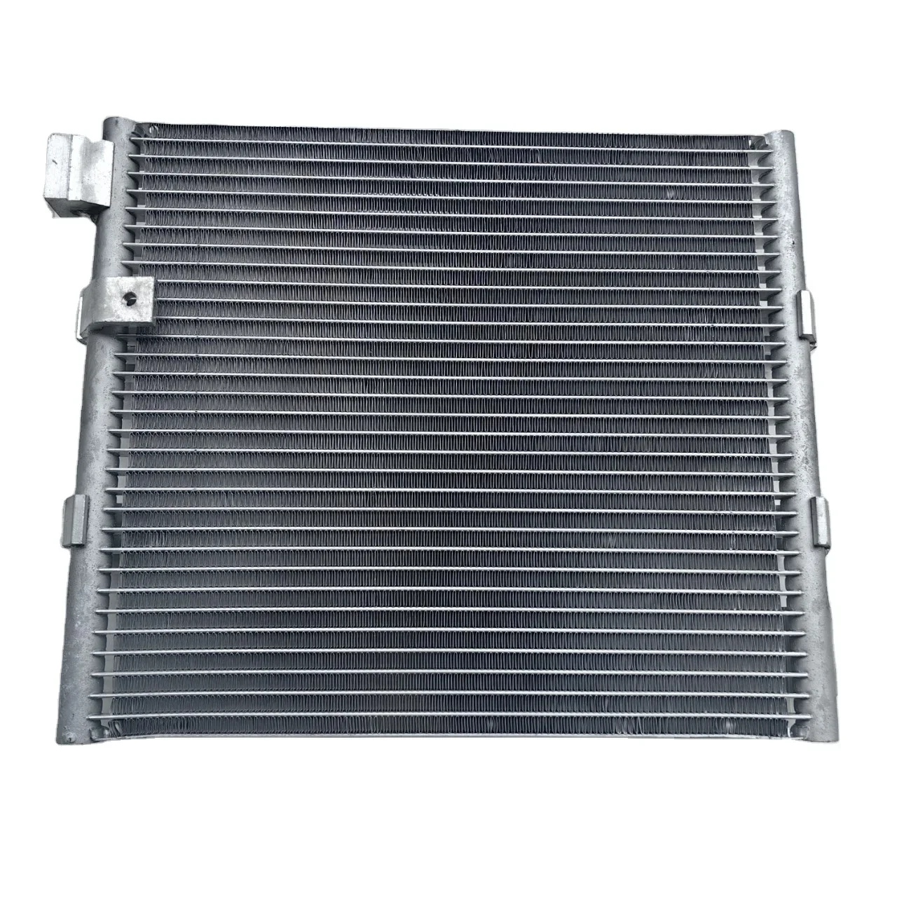Condensador de Aire Acondicionado para Automóvil para Fuso Fe120 Fe140 Fe145 Fe180 Canter Me733766 Mk511919 Cn 22061pfc
