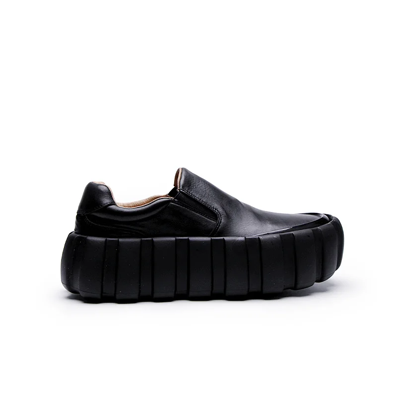 The 2026   retro fashion trend men's loafers thick-soled genuine leather comfortable breathable men's shoes