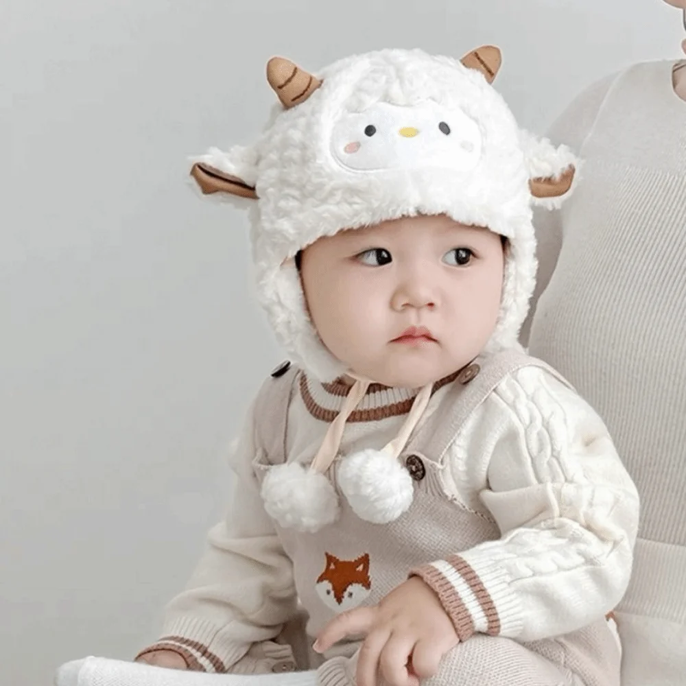 Chapéu de pelúcia de ovelha da criança kawaii engrossado macio bebê quente bonés respirável proteção de orelha dos desenhos animados gorro bonés tempo frio usar