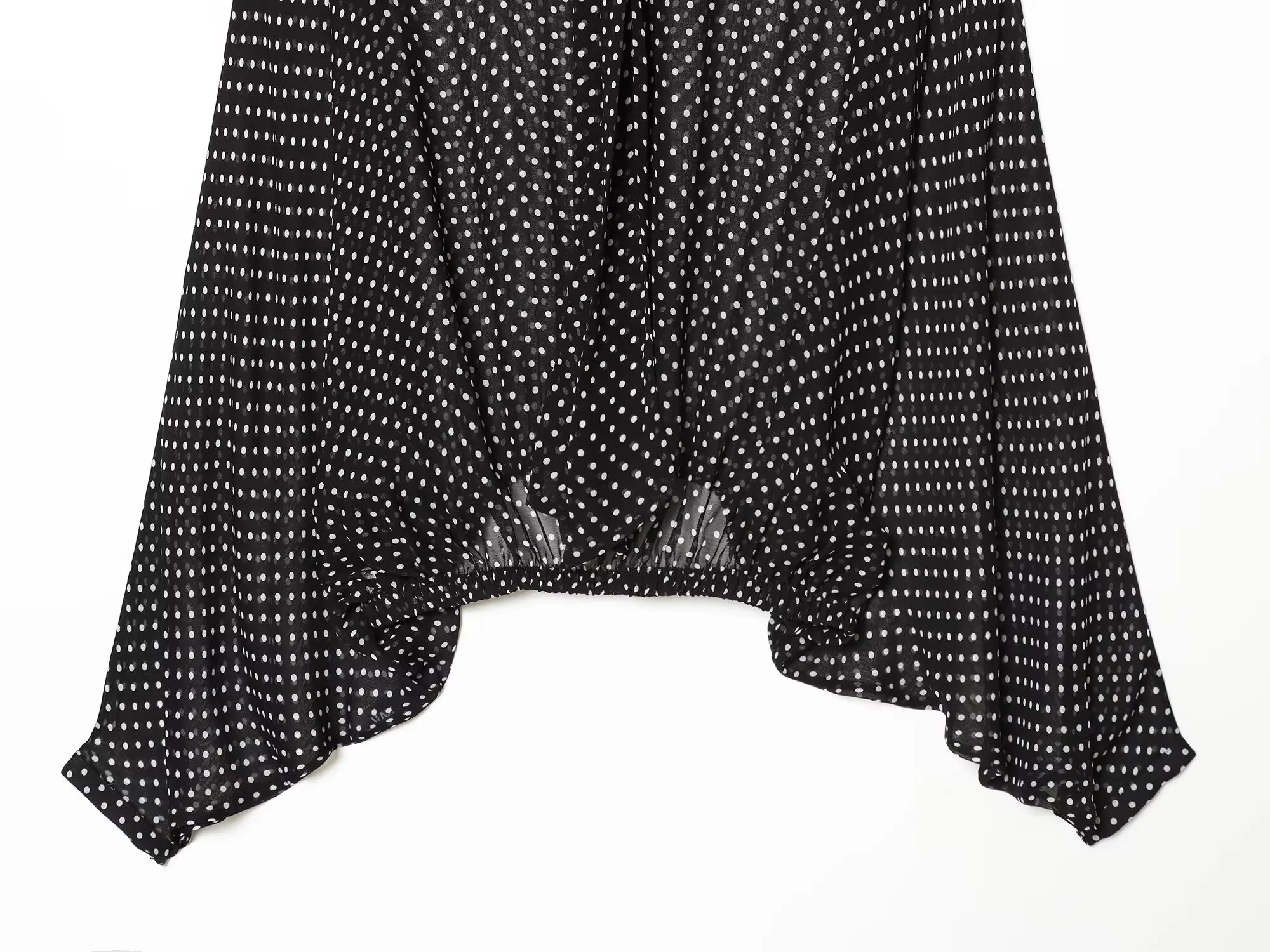 KONDALA بلوزات شيفون مثيرة مطبوعة بنقاط وأكمام طويلة وربطة عنق قمصان فضفاضة موضة 2026 لربيع وصيف ملابس علوية شفافة أنيقة