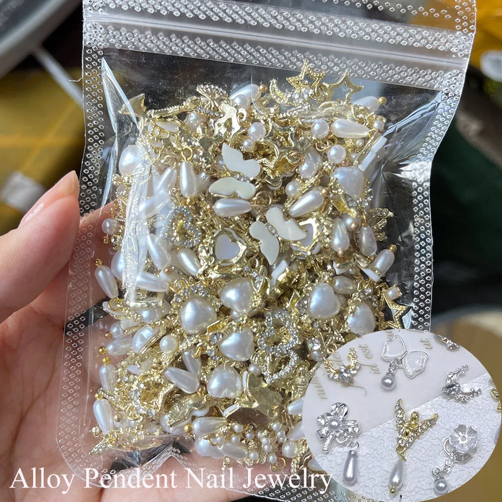 50pcs/Bag Luxury Mixed Dangle Nail Jewelry Rhinestones 3D Random Pendent Alloy Pearl Crystal Gems Decoration Manicure Accessorie