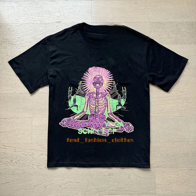 2026 new Round-neck patterned retro psychedelic meditative skull print Tee suitable for both men and women for streetwear style