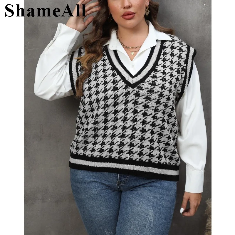 Women's Plus Size Striped Trim V-neck Sweater Vest Houndstooth Sweater Vest Plus Size Tank Tops For Women