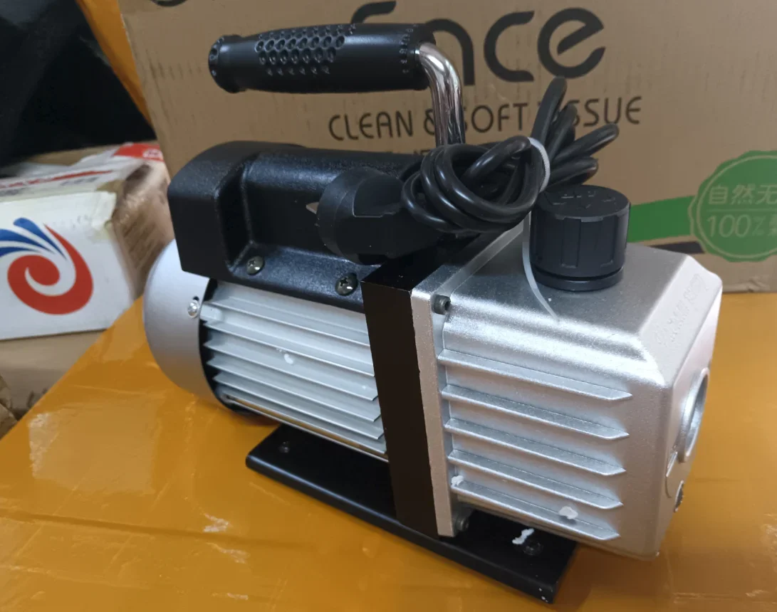 4.2 CFM Vacuum Pump Air Conditioning Vacuum Pump 2 Stage Rotary Vane HVAC