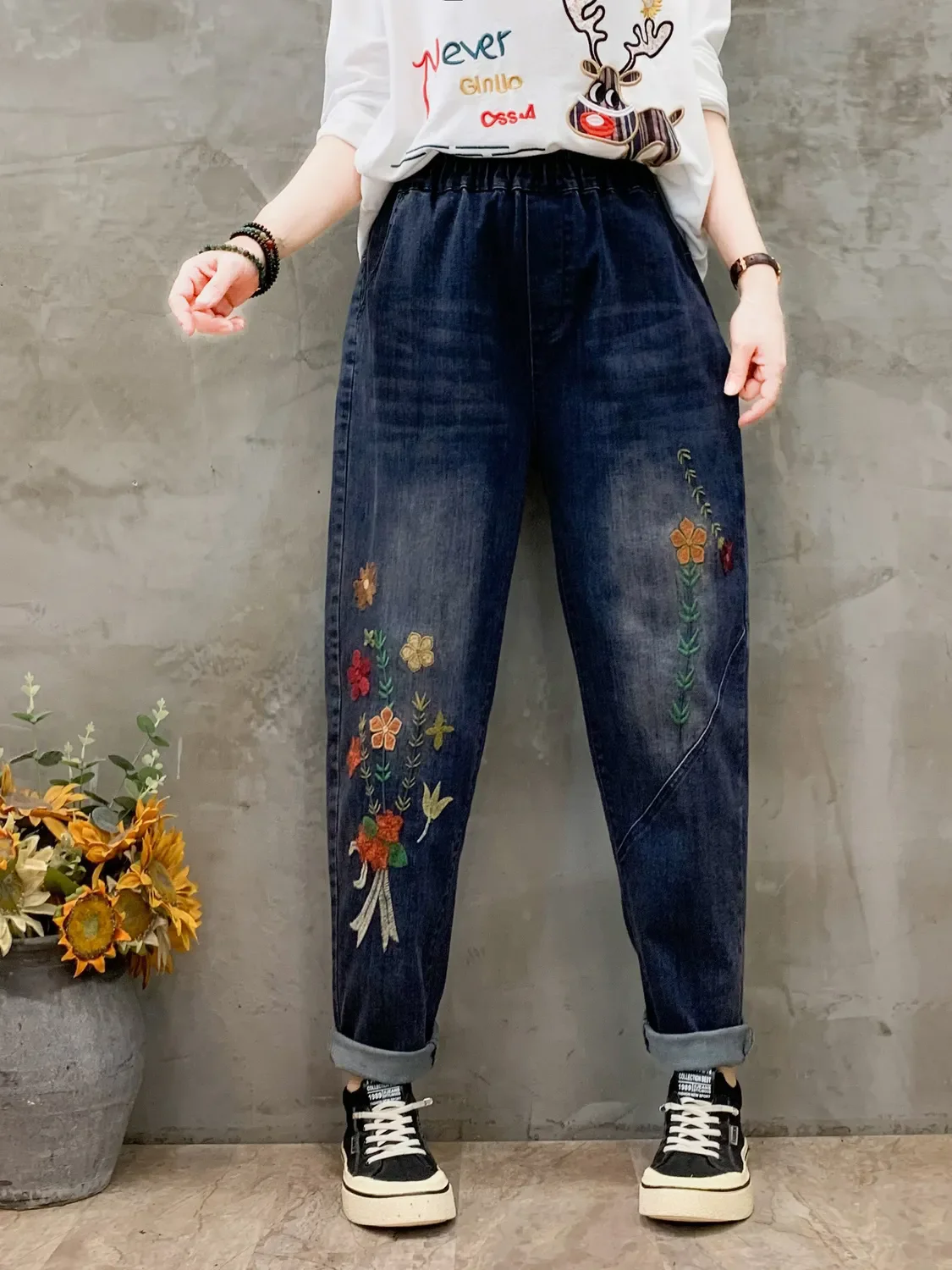 Summer Fashion Ladies Elastic Elegant Jeans Womens Casual Floral Embroidery Denim Trousers Females Loose Harem Pants