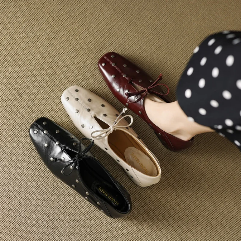 2025 New Style Spring Women Single Shoes Square Toe Low Heel Rivet Decoration Femme Leather Shoes Retro Versatile Ladies Loafers