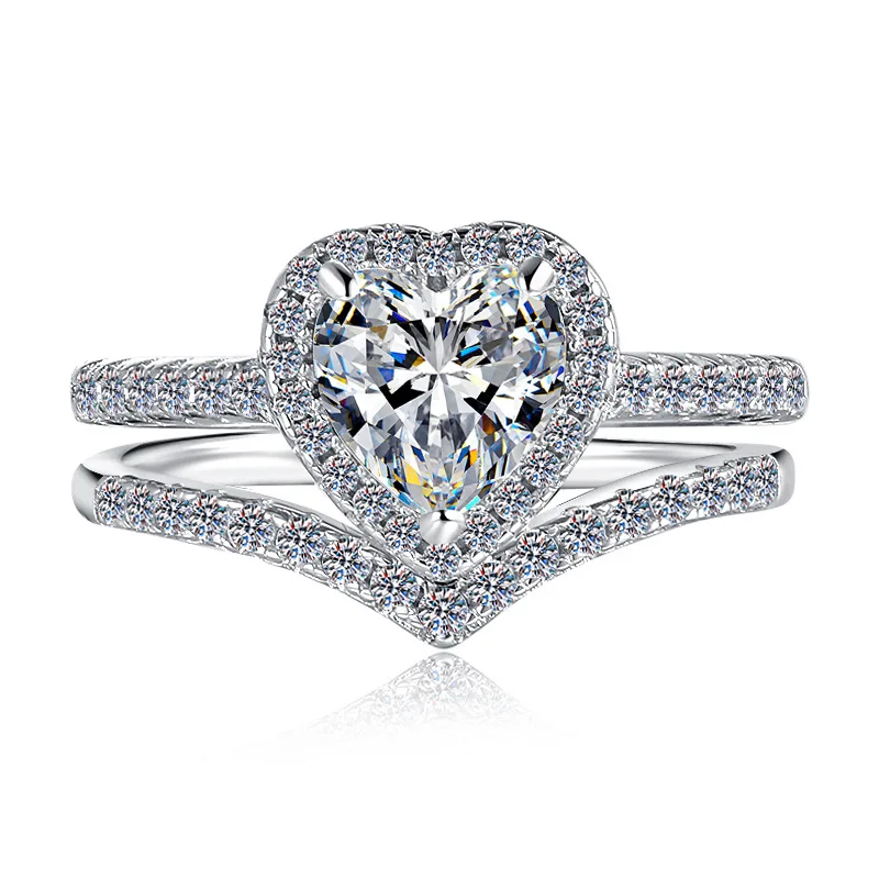 New hot-selling heart-shaped V-shaped s925 sterling silver ring stacked with ring 1CT moissanite ring.