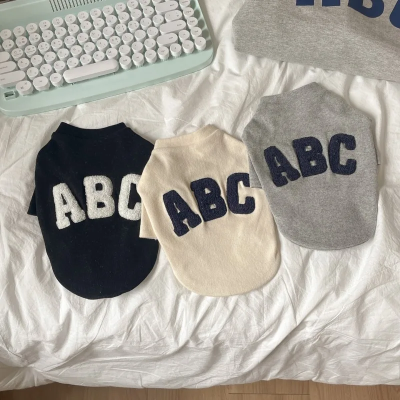 

Fashion Winter Warm Pet Clothes Embroidered Letter Schnauzer Sweatshirt Dog Coat eddy Warm Two-Legged Clothes Dog Stuff