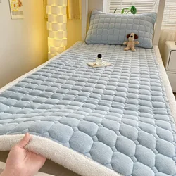 Winter Milk Velvet Bedspread King Size Bed Cover Quilted Mattress Pad Washable Mattress Protector Bed Linen Queen Bedsheet