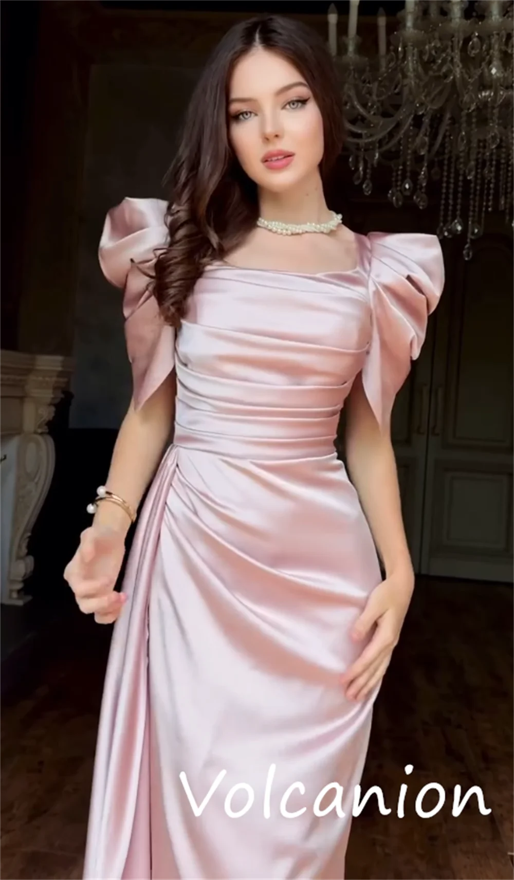 Customized Modern Style Charmeuse Pleat Straight Square Neck Long Dresses Bespoke Occasion Classic Casual