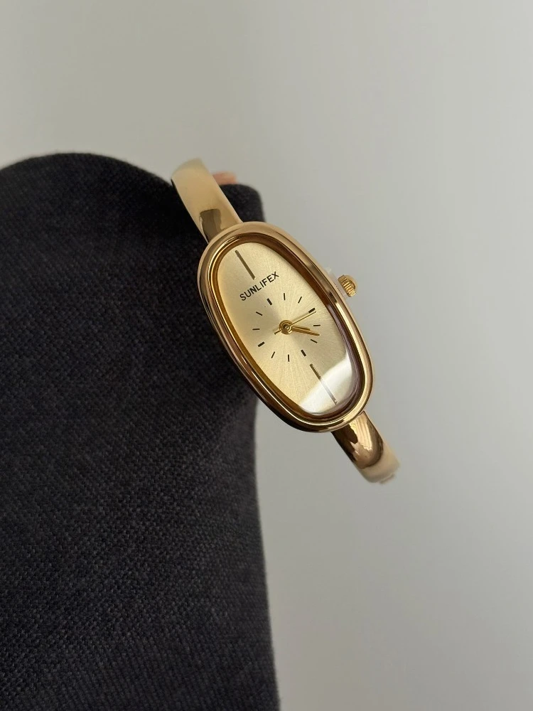 2026 Luxury Ladies Watch Oval Waterproof Stainless Steel Quartz Watch Delicate Bracelet Gift Women's Dress Watch Montre Femme