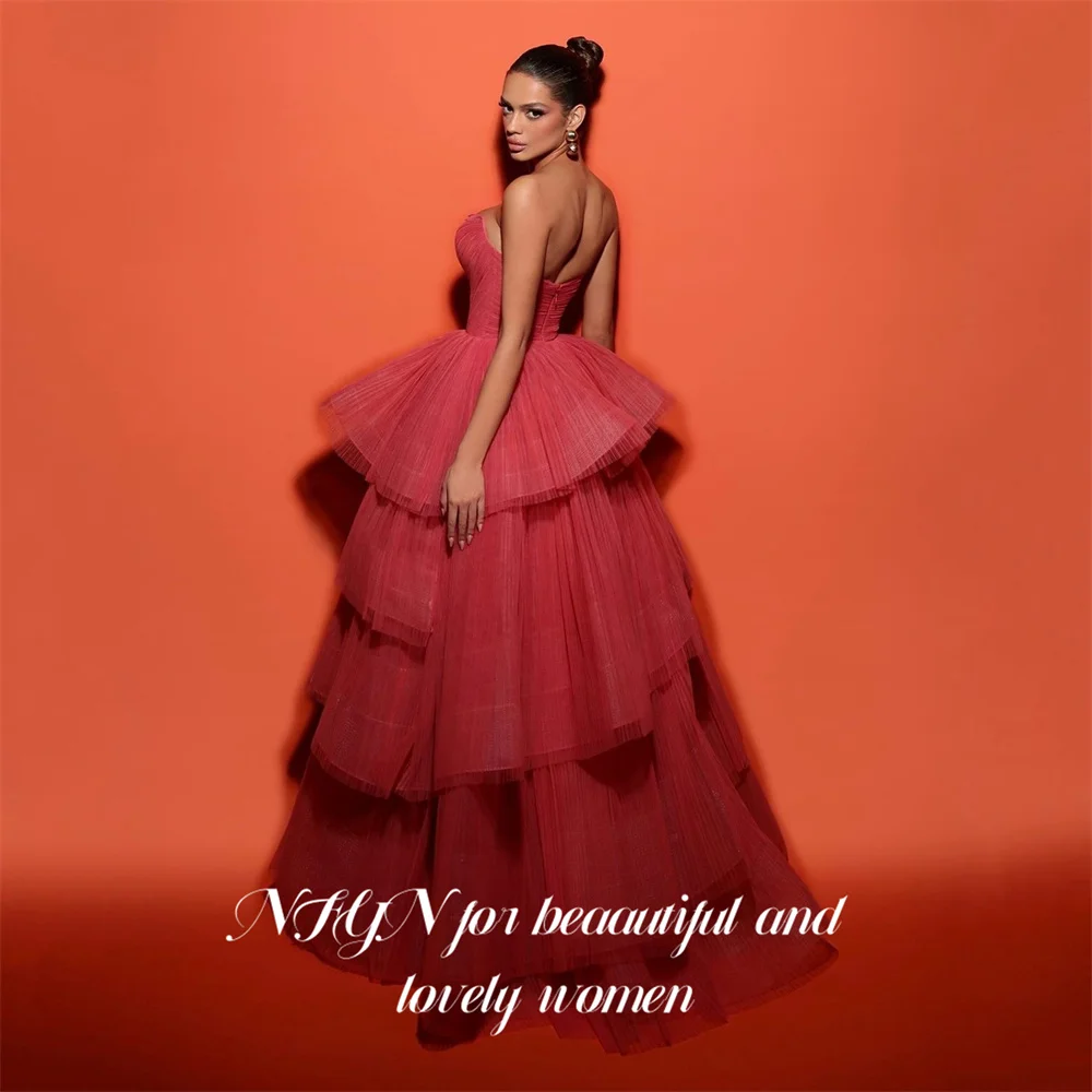 NFYN corail robe formelle élégante sans bretelles Tulle robes de soirée sans manches à plusieurs niveaux une ligne robes de célébrité pour femme personnalisé