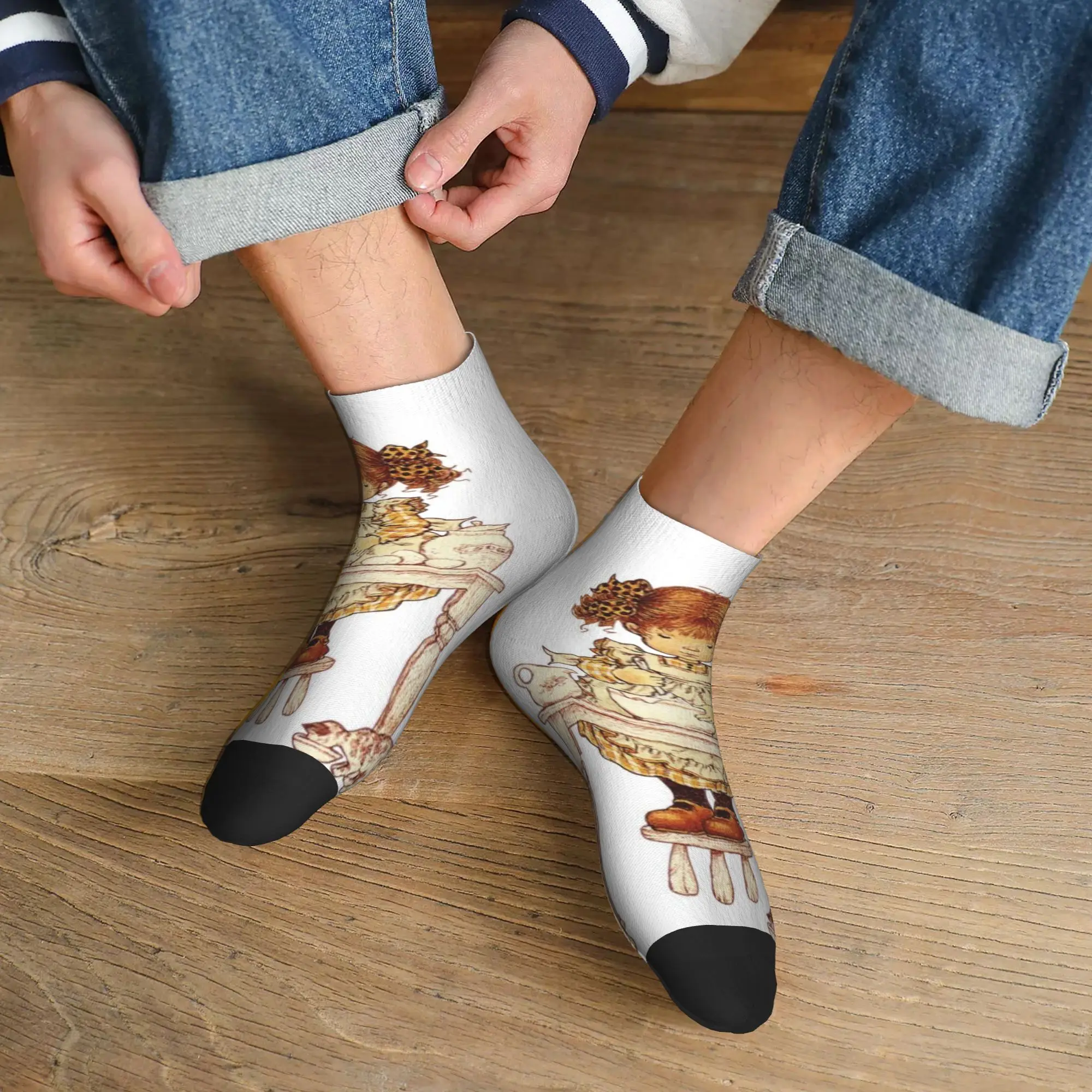 All Seasons Sarah Kay Swing Girl Socks Harajuku Super Soft Crew Socks Hip Hop Stockings for Men Women Gifts