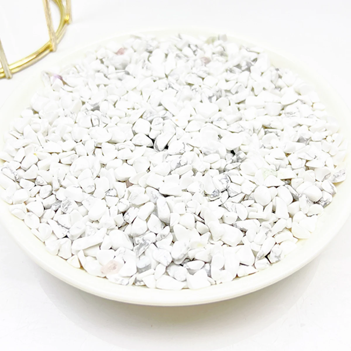 

Natural Howlite Chip Crystal Stone Rock Specimen, Minerals Healing Energy Quartz Aquariums Gemstone Home Decoration Gifts