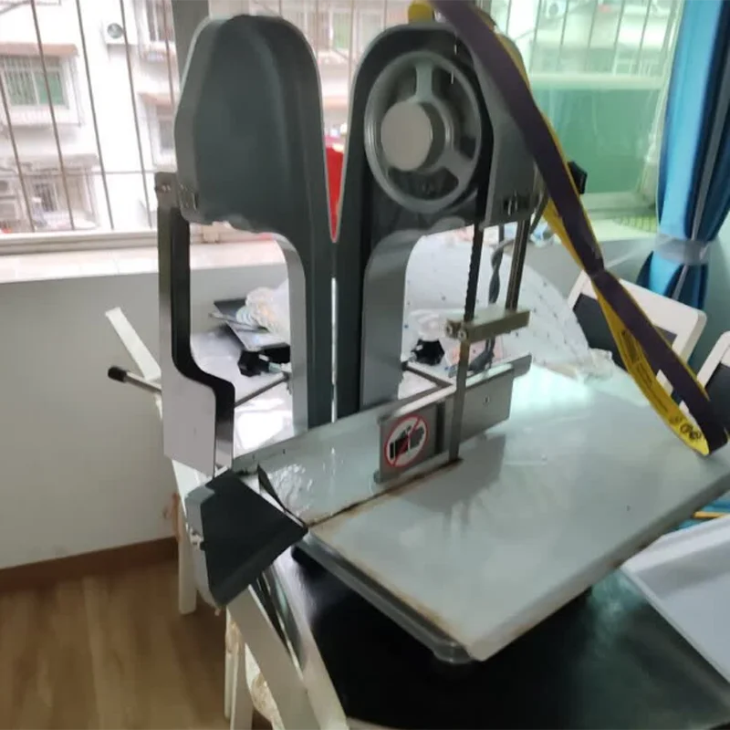 

Electric Bone Cutting Machine Stainless Steel Bone Cutter Pork Ribs Frozen Pork Trotters Bone Steak Cutting Machine