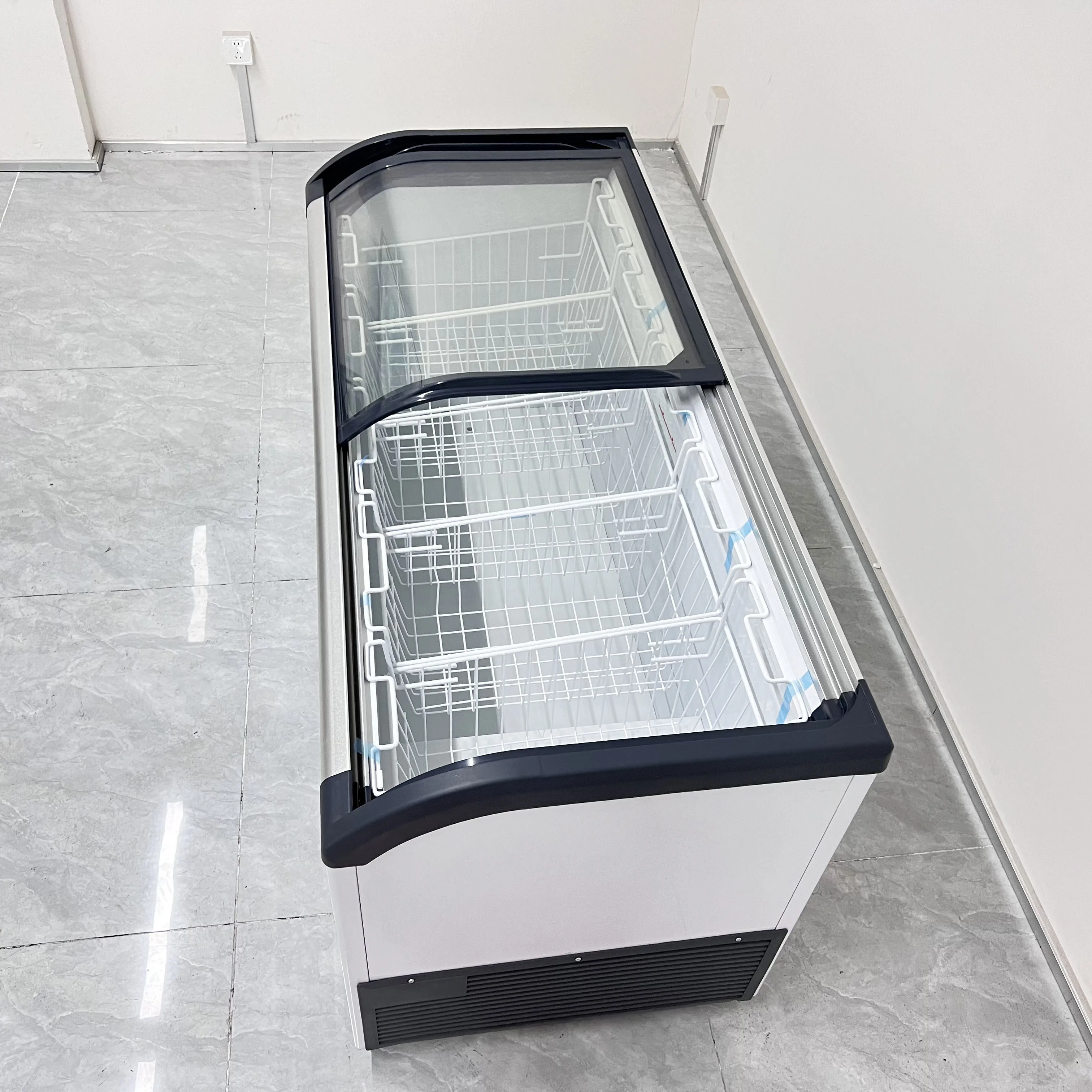 

Морозильный ларь с верхней стеклянной дверцей для мороженого и замороженных продуктов, для коммерческого использования в супермаркетах и дома, по привлекательной цене, прямые поставки с завода