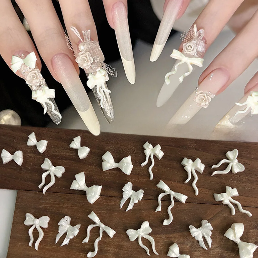 30 pièces de breloques pour nail art 3D nacrées blanc laiteux, nœuds élégants et doux à double couche, rubans superposés, pour décoration DIY des ongles