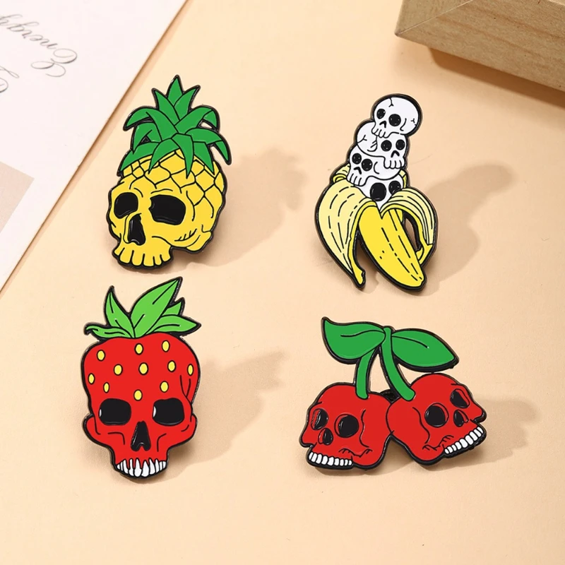 

New Creative Fruit Skull Brooch Cartoon Strawberry Pineapple Funny Alloy Pins badge DIY for Clothes Bags Hat Scarf T-shirt Jeans