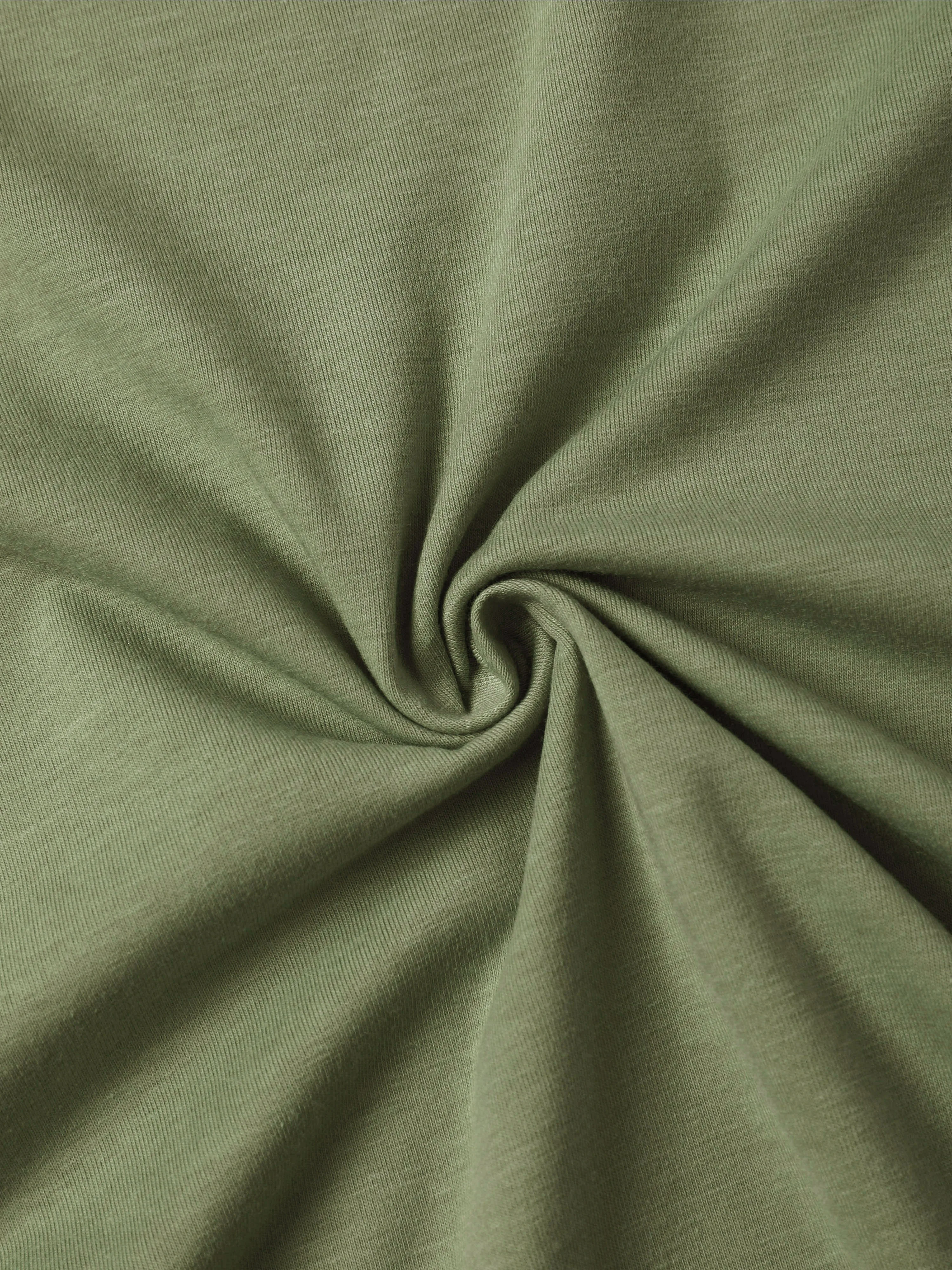 プラスサイズの女性用カジュアルエレガントなルーズフラワープリントTシャツ、半袖クルーネックカジュアルトップ、婦人服