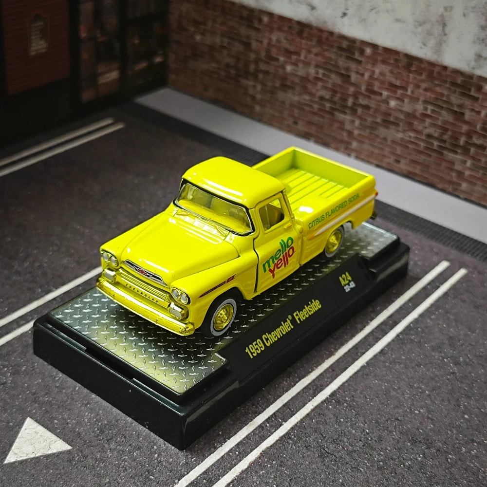 Chevrolet-Coche de juguete de aleación fundido a presión, camioneta Vintage, colección de modelos de coches de simulación, juguetes para regalos,
