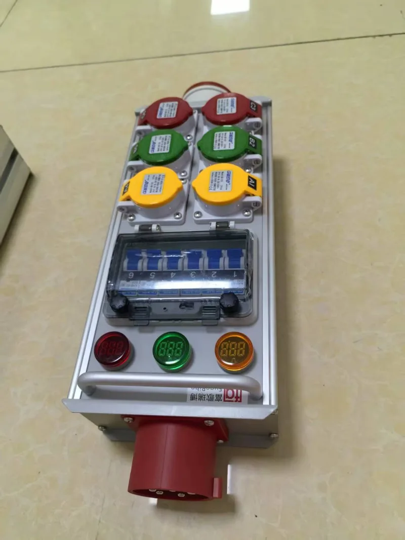 6-way Small Electrical Box, 16A Socket Box, Fuge Portable Large Screen LED Screen Power Box, Controller, Stage Distribution Box