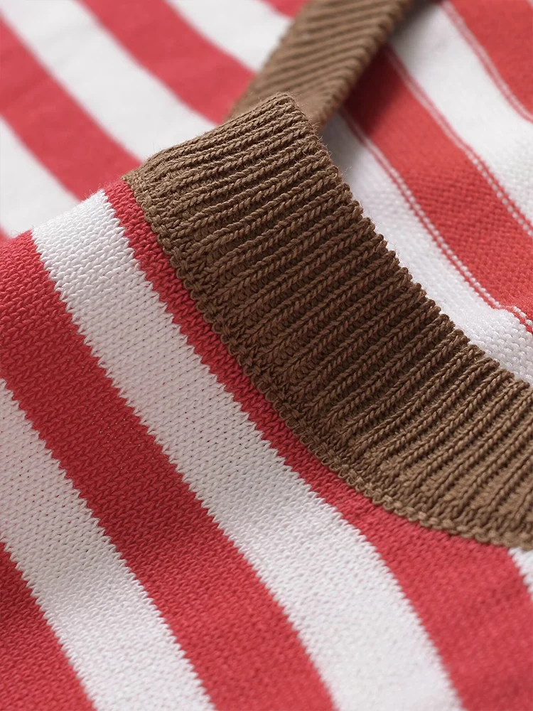 ヨーロッパとアメリカのスタイルの秋の新作ファッション、シンプルでカジュアルな女性のゆったりとしたストライプ柄の丸首長袖セーター