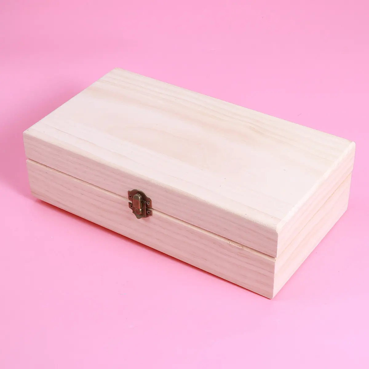 

Sturdy Lightweight Wooden Essential Oil Storage Box Organizer Safely Protects Bottles Excellent Craftsmanship Ideal for Travel