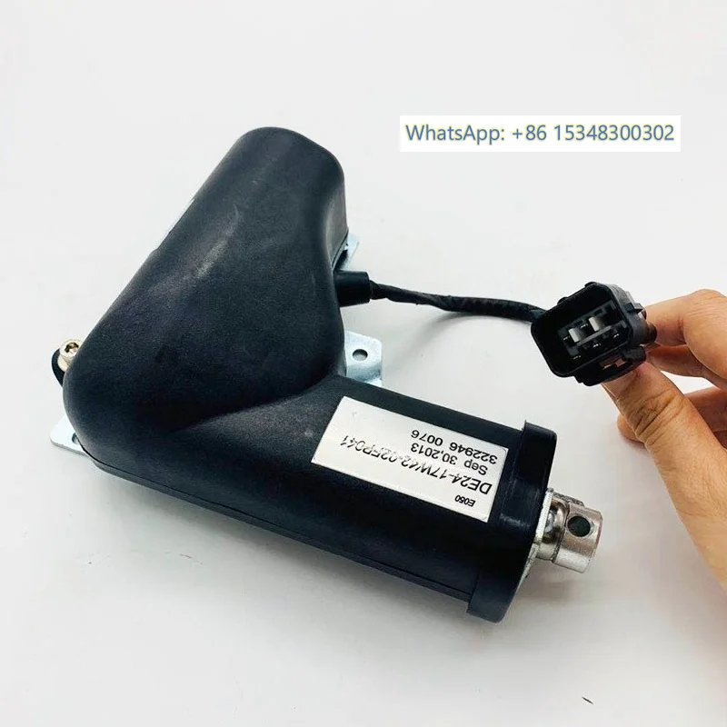 Throttle Stepping Motor DE24-17W42-02FP041 322946 0076 for CLG920D CLG922 Excav-ator