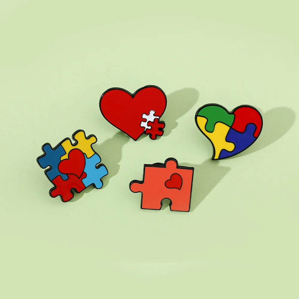 Love Brooch Square Color Metal Badge Small Accessories Factory Direct Sales Bag Pins for Caps Backpack Pin Decorative Brooches