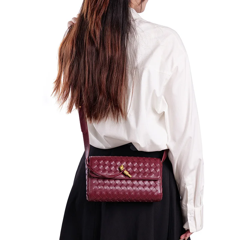 

2025 Women's Handwoven Bags satchel Small Square Bags Stylish Clutch Glasses Bag Shoulder Messenger Carry Portable for Commuting