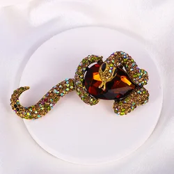 Fashion Creative Rhinestone Snake Breast Needle Retro Serpentine Animal Emblem Men/Women's Exaggerated Clothing Jewelry Corsage