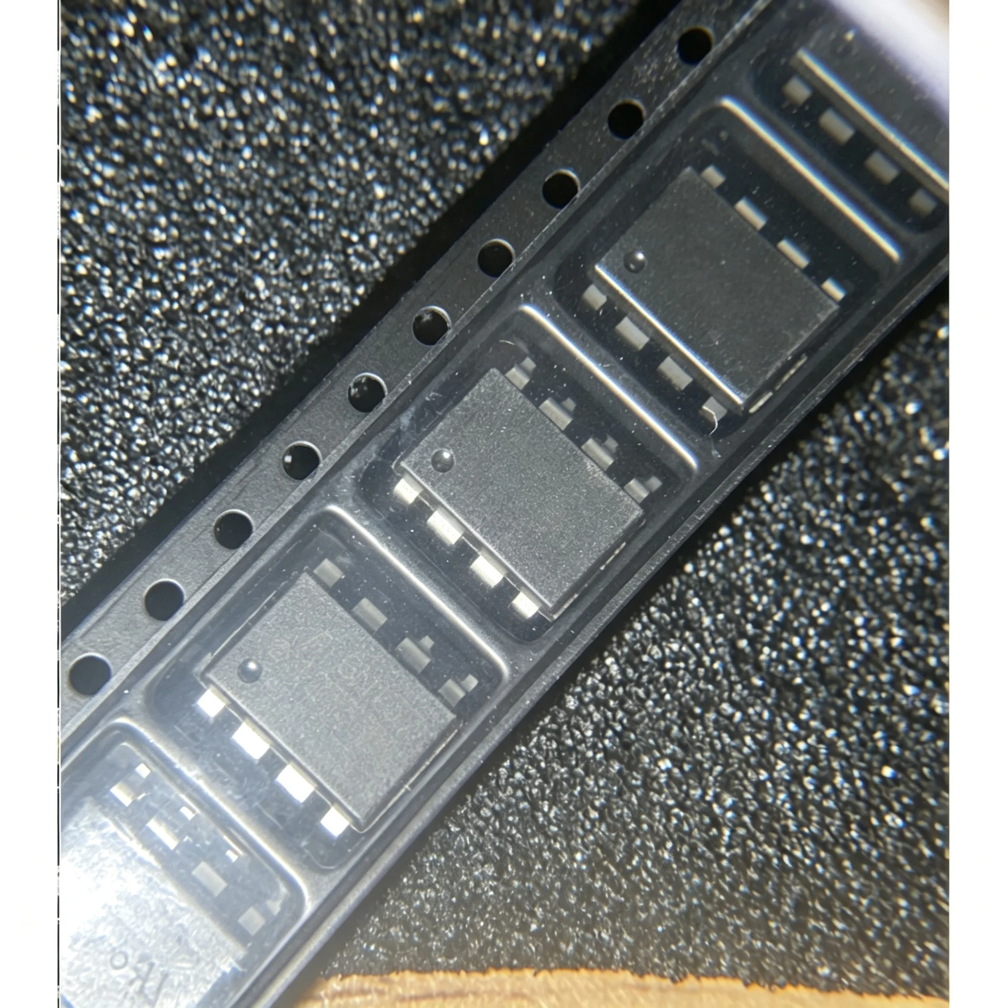 5piece A6N137 6N137 SOP-8 HCPL-A6N137 HCPL-6N137